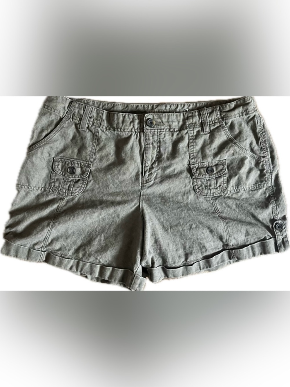 Sonoma Women's Cargo Shorts- Relaxed Fit. Size 16